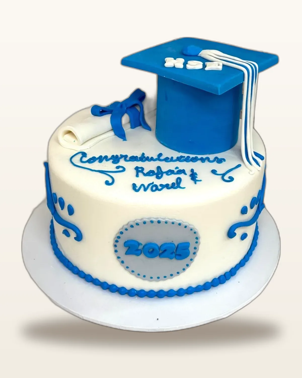 Graduation celebration cake by The Cake Pantry, Fishers Indiana — design 17