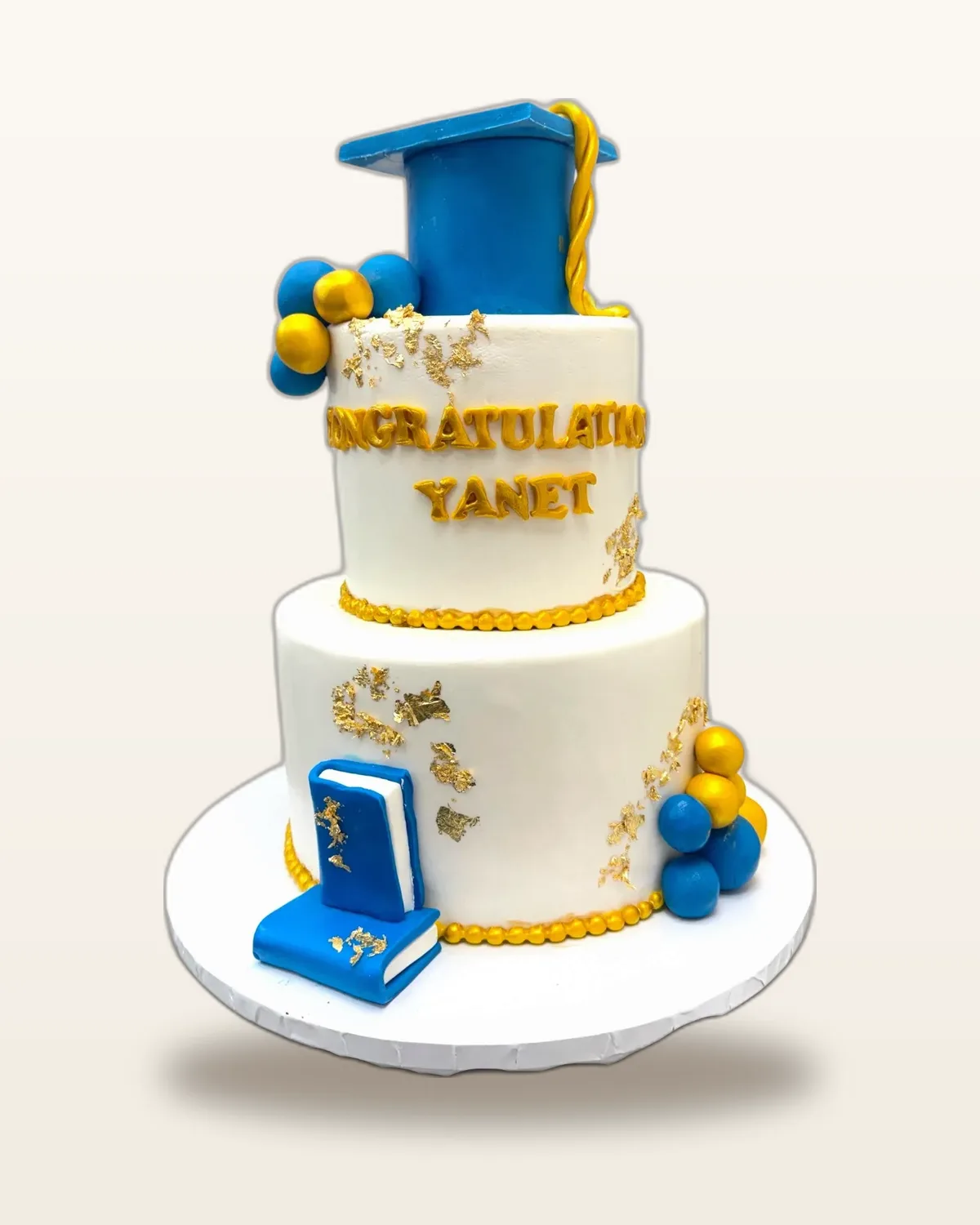 Graduation celebration cake by The Cake Pantry, Fishers Indiana — design 22