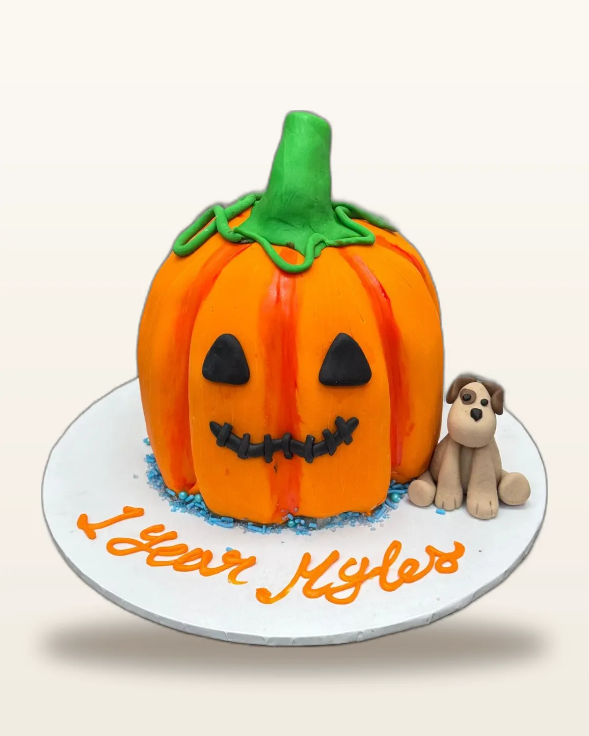 Holiday seasonal cake by The Cake Pantry, Fishers Indiana — design 1